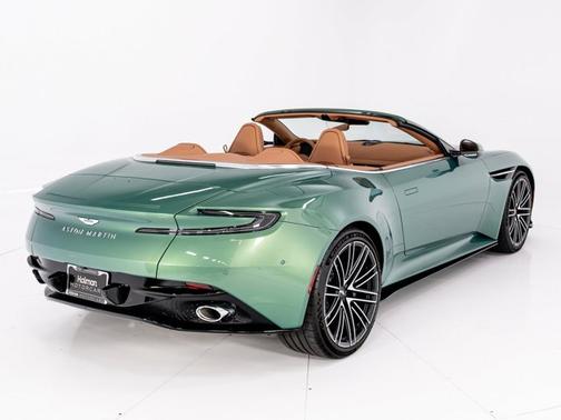 2026 Aston Martin DB12 Volante