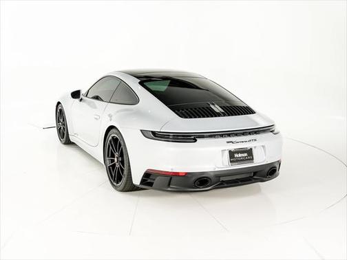 2024 Porsche 911 Carrera GTS