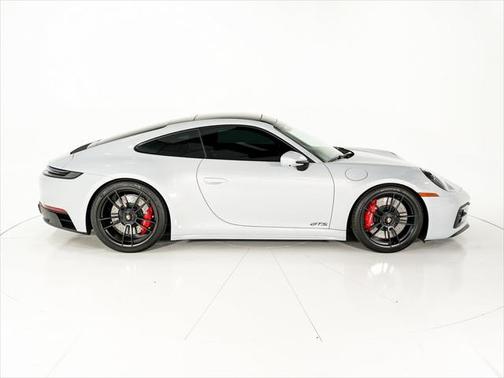 2024 Porsche 911 Carrera GTS