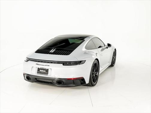 2024 Porsche 911 Carrera GTS