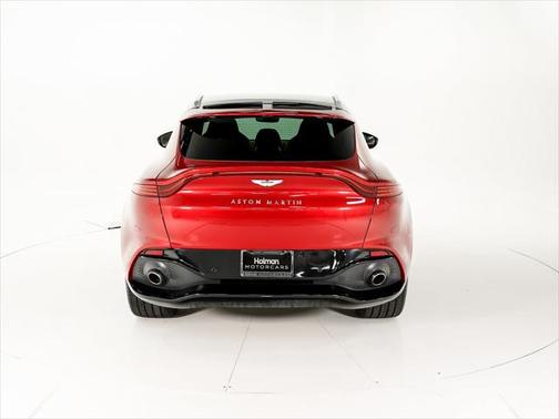 2021 Aston Martin DBX