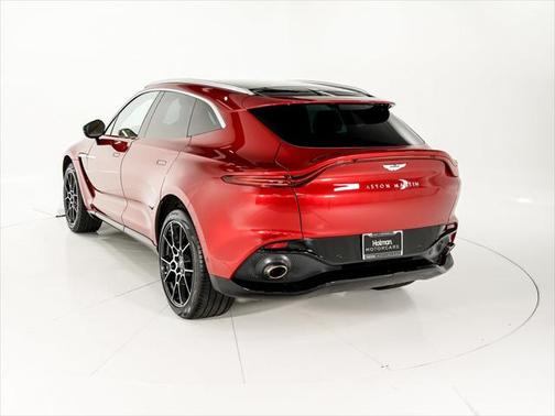 2021 Aston Martin DBX
