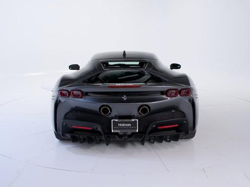 2022 Ferrari SF90 Stradale