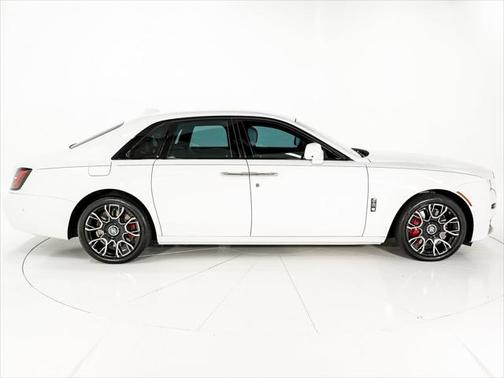 2022 Rolls-Royce Ghost Black Badge