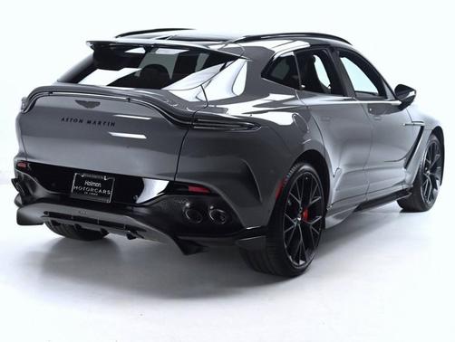 2025 Aston Martin DBX 707