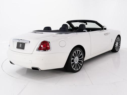 2018 Rolls-Royce Dawn 