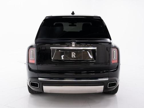 2024 Rolls-Royce Cullinan 