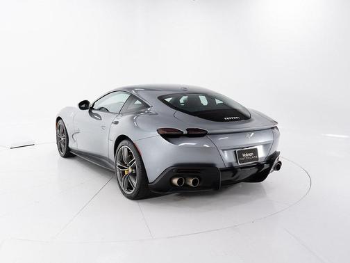 2022 Ferrari Roma 