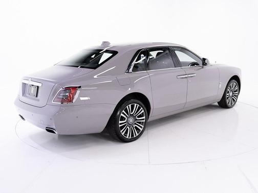 2024 Rolls-Royce Ghost 