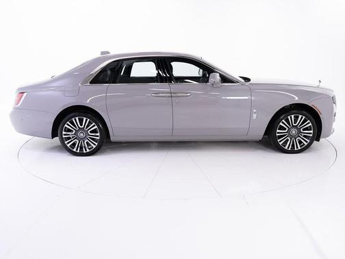 2024 Rolls-Royce Ghost 