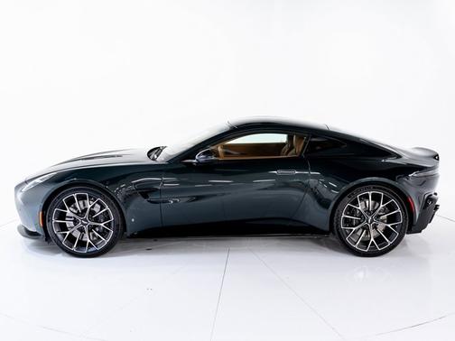 2026 Aston Martin Vantage 