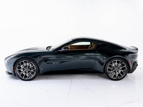 2026 Aston Martin Vantage 
