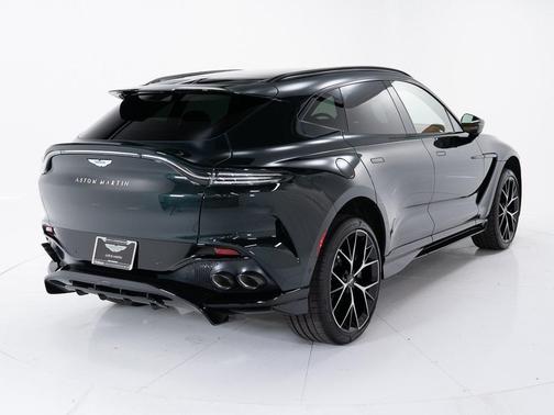 2026 Aston Martin DBX 707