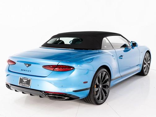 2025 Bentley Continental GT V8