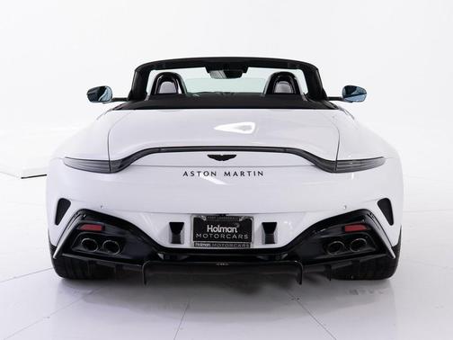 2026 Aston Martin Vantage Roadster