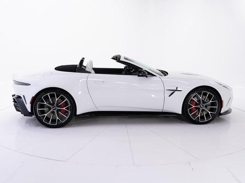 2026 Aston Martin Vantage Roadster