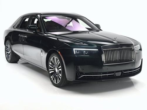 2025 Rolls-Royce Ghost 