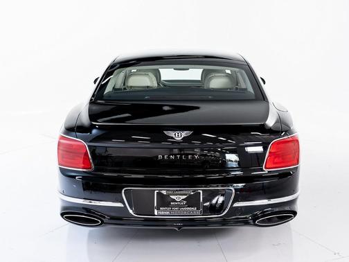 2026 Bentley Flying Spur V8