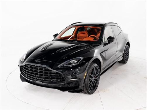 2025 Aston Martin DBX 707