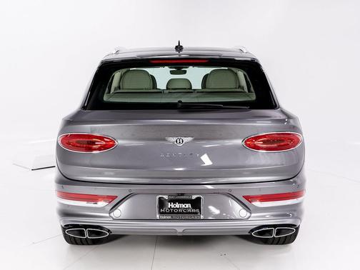 2025 Bentley Bentayga Atelier