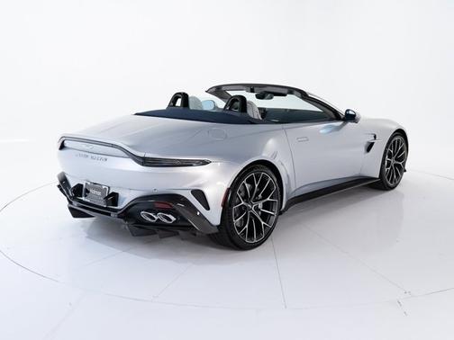 2026 Aston Martin Vantage Roadster