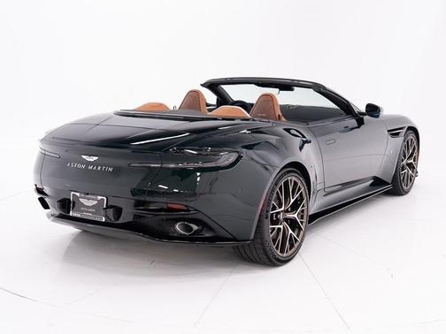 2026 Aston Martin DB12 Volante