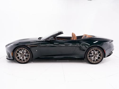 2026 Aston Martin DB12 Volante