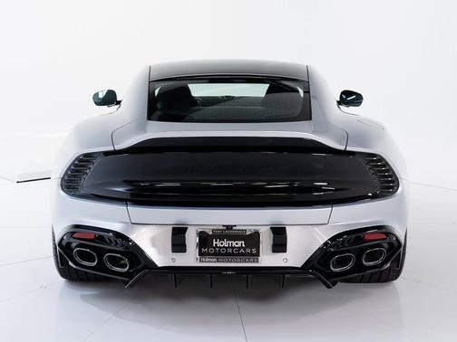 Lightning Silver 2025 Aston Martin Vanquish