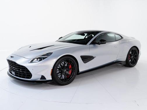 Lightning Silver 2025 Aston Martin Vanquish