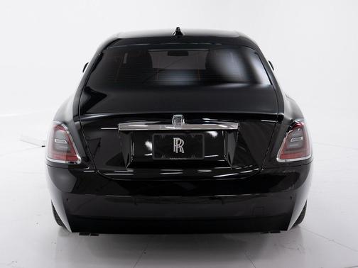 2022 Rolls-Royce Ghost 