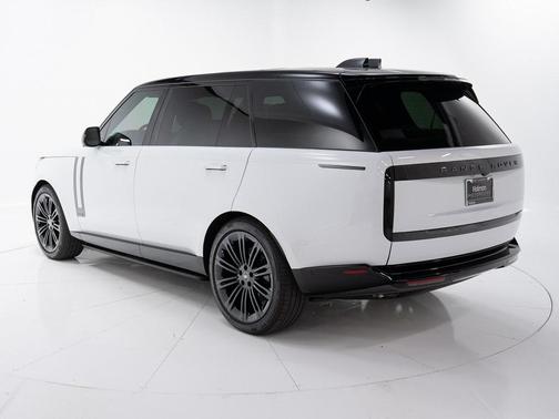2025 Land Rover Range Rover Autobiography