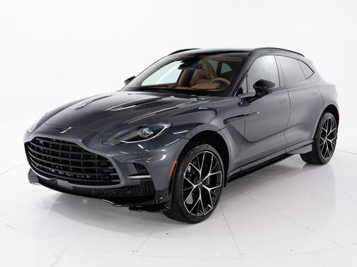 2026 Aston Martin DBX 707