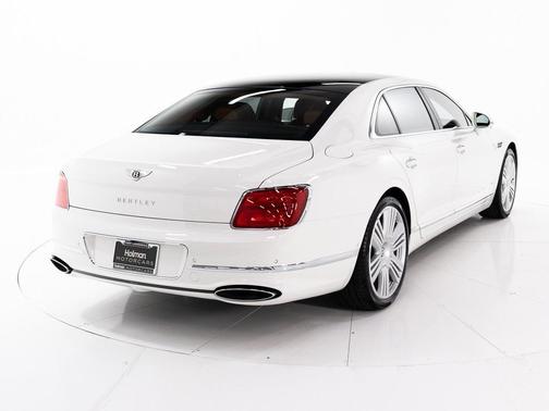 2026 Bentley Flying Spur V8