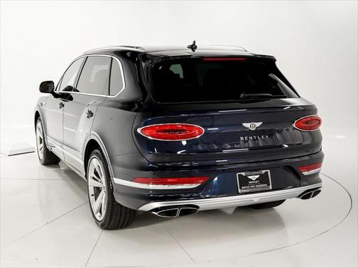 2023 Bentley Bentayga V8