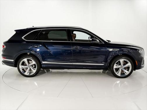 2023 Bentley Bentayga V8