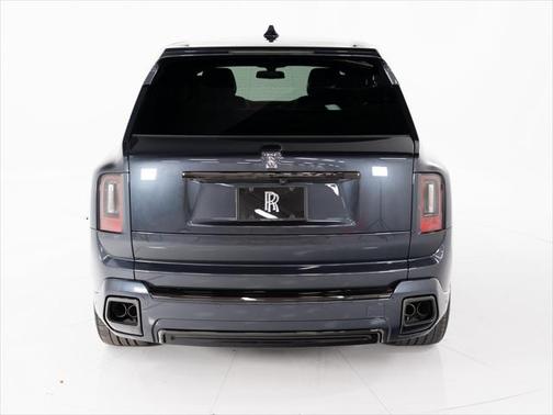 2025 Rolls-Royce Cullinan Black Badge