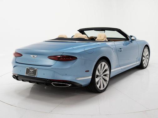 2026 Bentley Continental GT Base