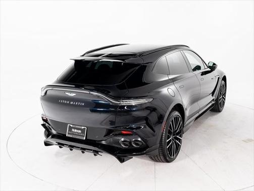 2025 Aston Martin DBX 707