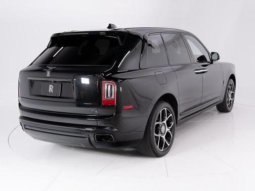 2023 Rolls-Royce Cullinan Black Badge