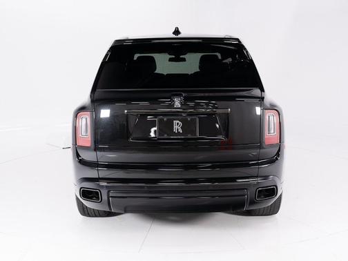 2023 Rolls-Royce Cullinan Black Badge