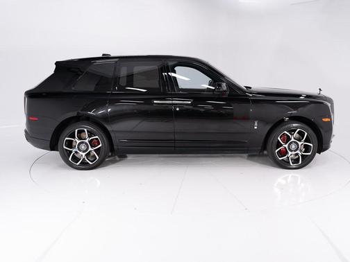 2023 Rolls-Royce Cullinan Black Badge