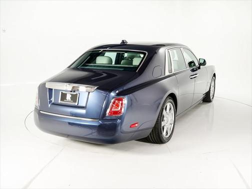 2020 Rolls-Royce Phantom
