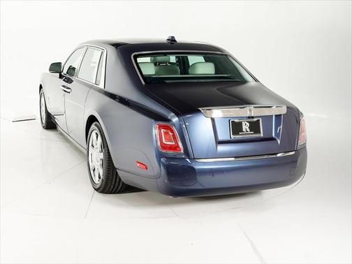 2020 Rolls-Royce Phantom
