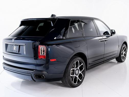 2023 Rolls-Royce Cullinan Black Badge
