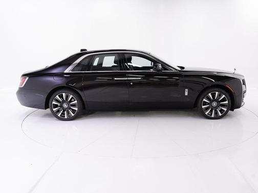 2024 Rolls-Royce Ghost 