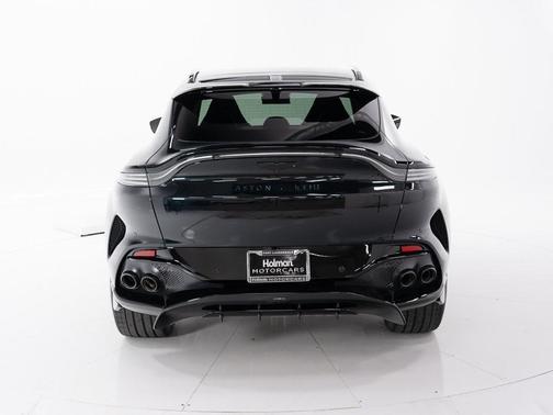2026 Aston Martin DBX 707