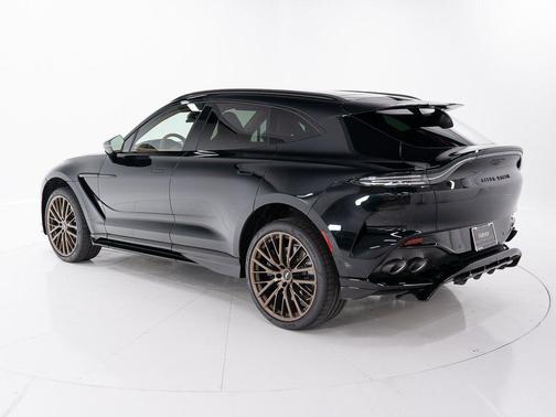2026 Aston Martin DBX 707