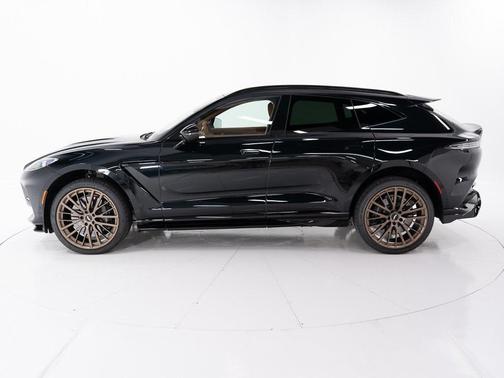 2026 Aston Martin DBX 707