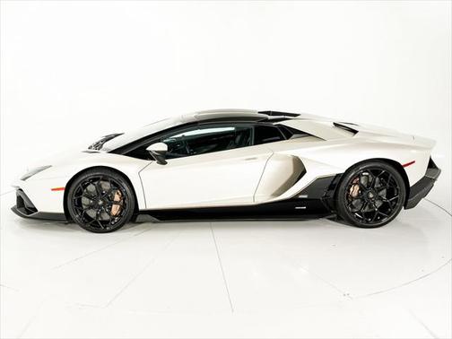 2022 Lamborghini Aventador SVJ LP 780-4 Ultimae