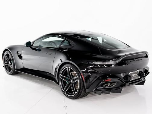 2026 Aston Martin Vantage 